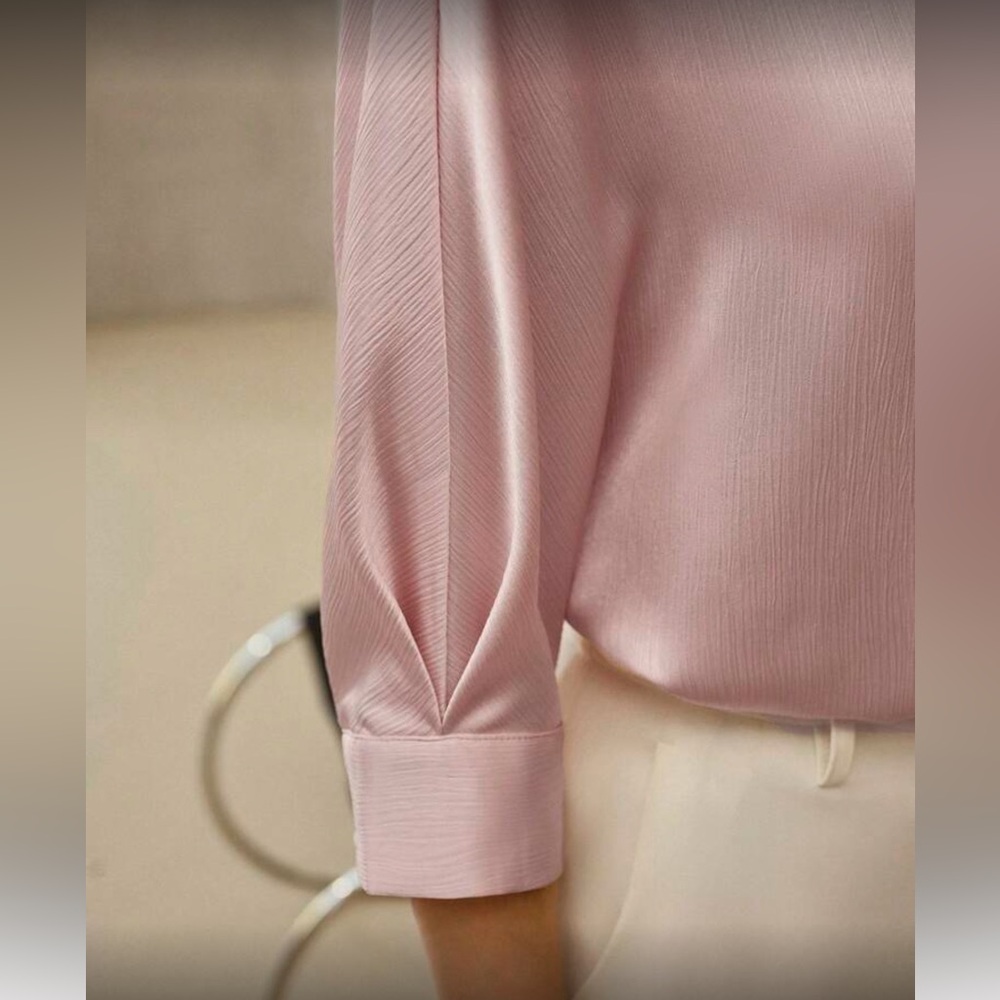 Elegant Pink Women's Top - Picture 2 of 6